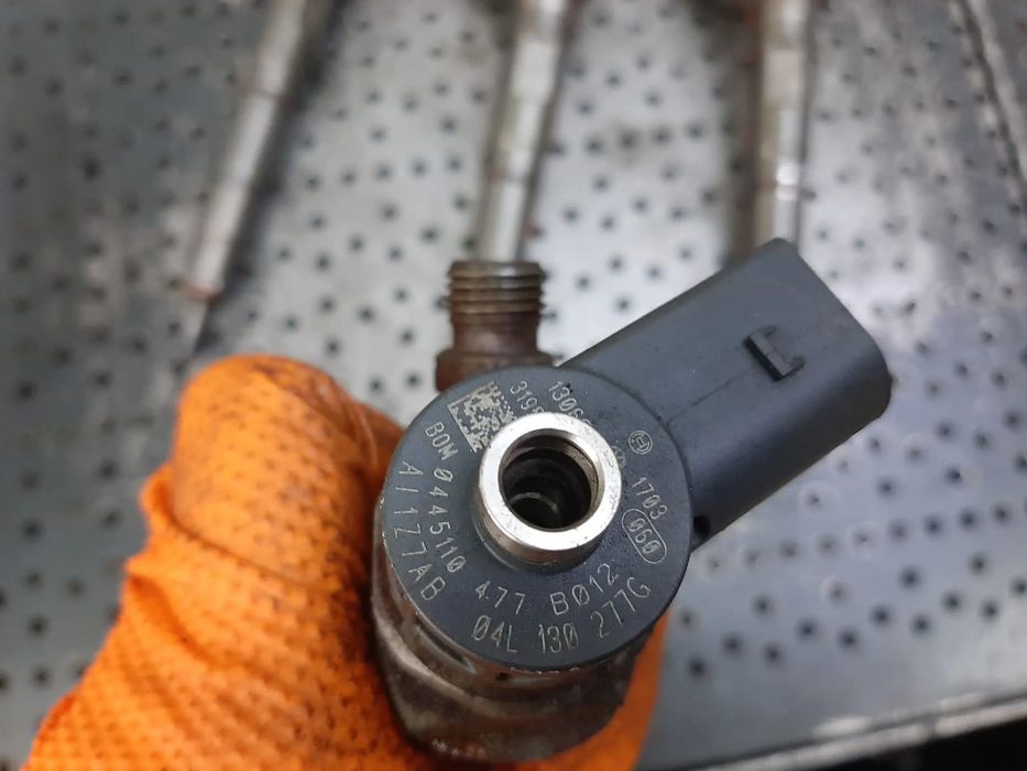 injector 1.6 tdi  cxx vw  golf 7 tiguan  audi a3 8v seat  leon skoda octavia 3   04l130277g