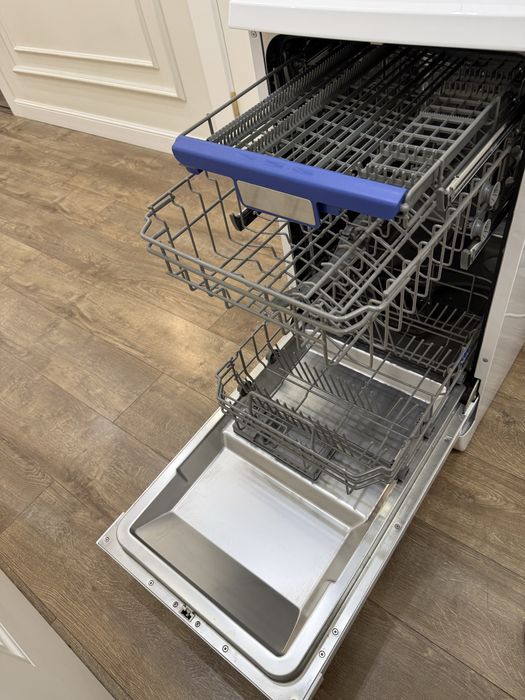 Продам посудомоечную машину Hansa