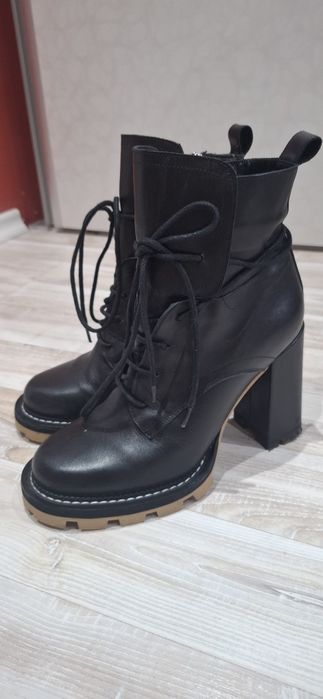 Черни боти от естествена кожа - Massimo Zardi