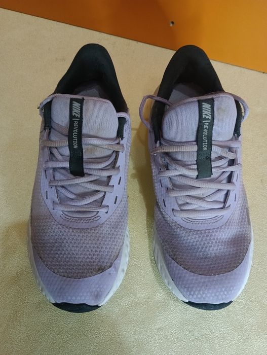 Nike Revolution N 39 - 27 лв