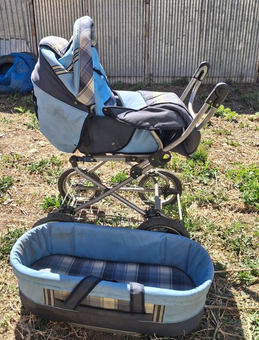 Продам коляску с люлькой