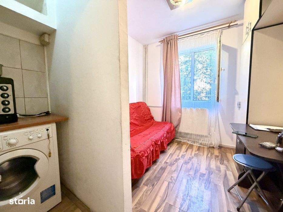 Garsoniera cu 14 mp utili, etaj 1, mobilata - Zona Elisabetin