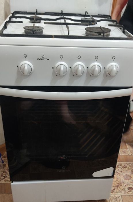 Продам газ плиту