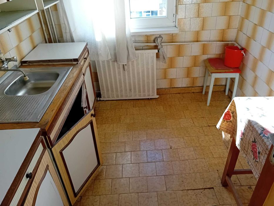 Ap 2 Cam central Bloc Nou 54mp decomandat etaj 3 termopan termoizolat