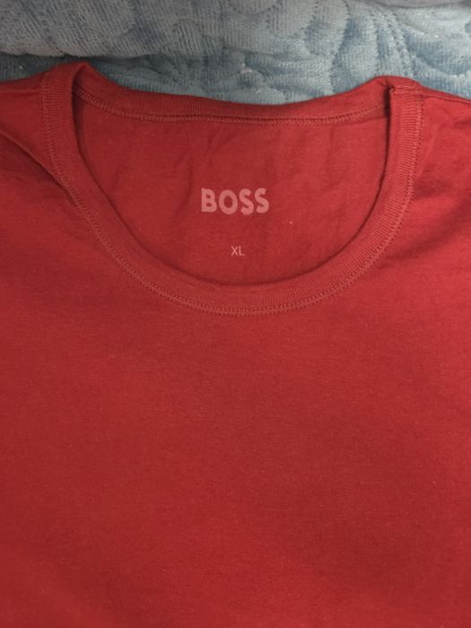 Tricou barbati Boss, XL potrivit ca L