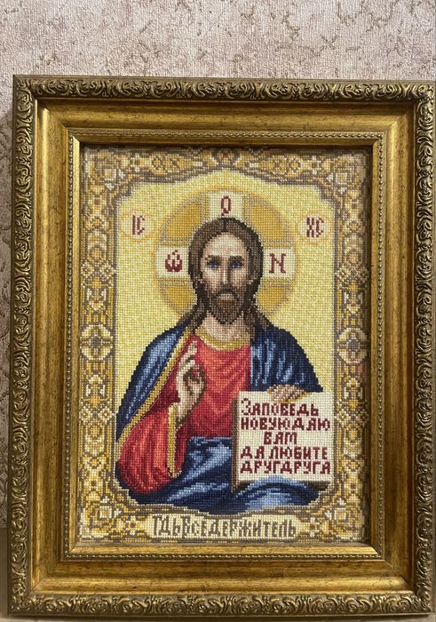 Картины ручной работы, вышитые крестиком