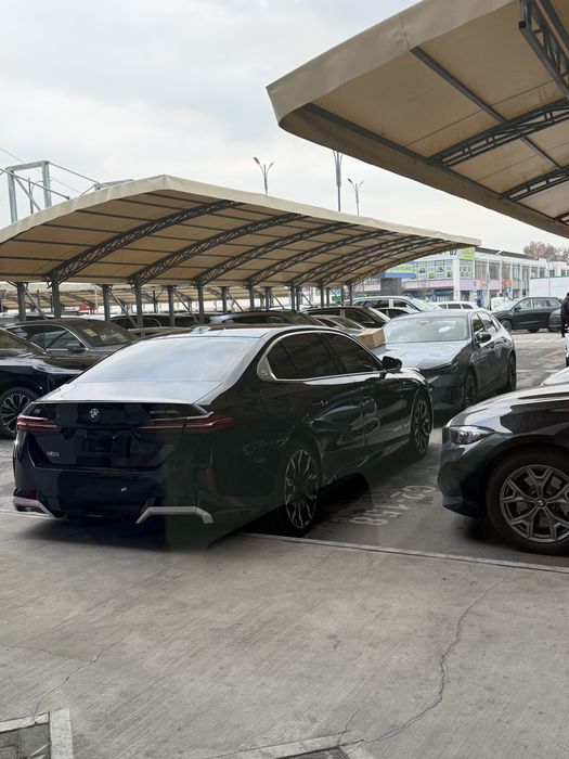 BMW i5 35L M-Sport 2025 yil