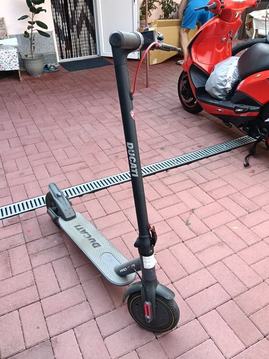 Trotineta Ducati