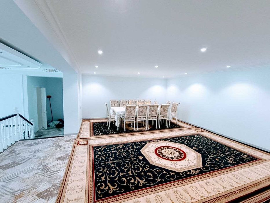 Уч-Тепада 6 сотих уй сотилади.