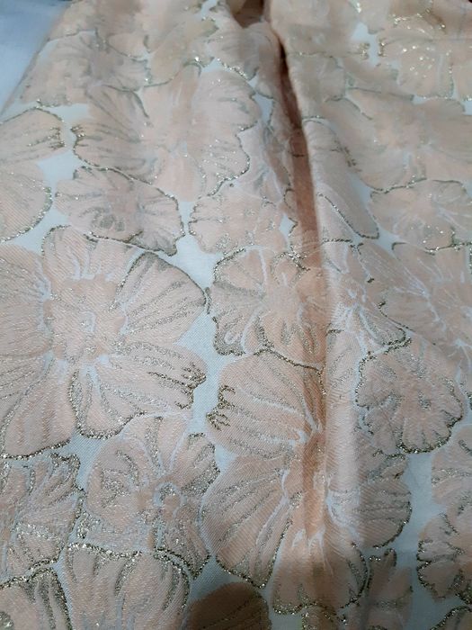 Нарядное платье на девочку