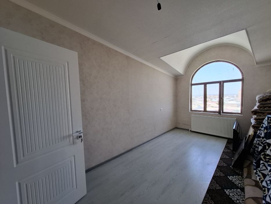 Dom navastroyka. 102 kv m.