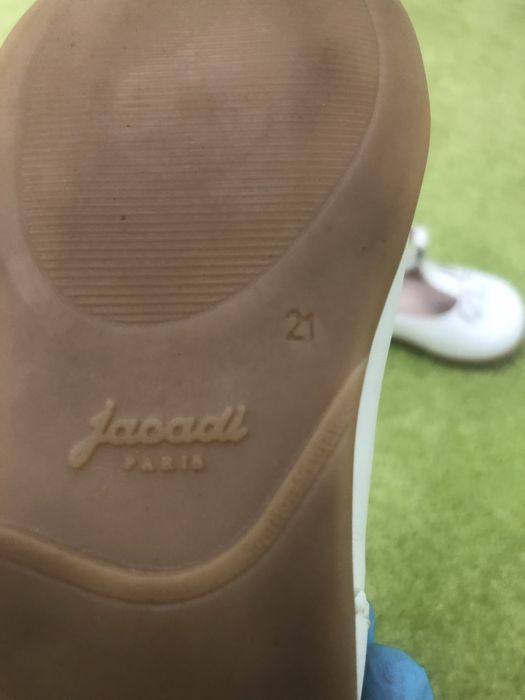 Белые туфли Jacadi