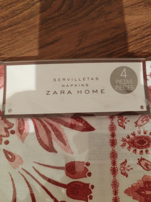 ZARA Тканевые салфетки новые