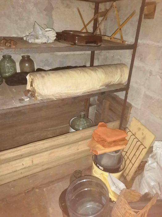 Продам овощехронилище Айманова 11