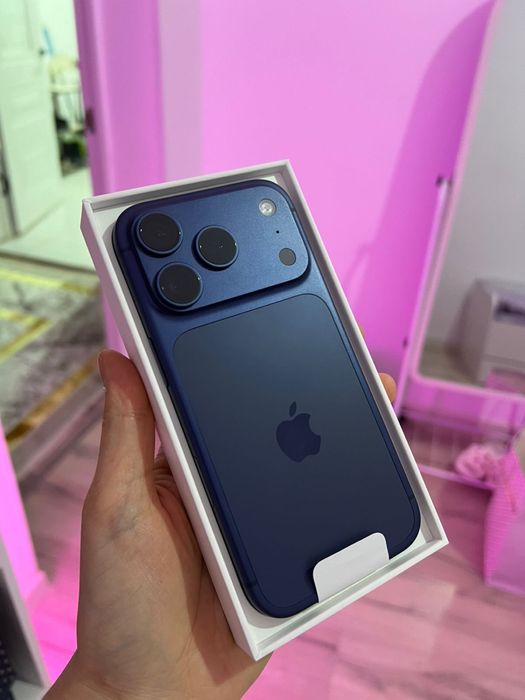 Айфон 17про 256гб емкость 100%