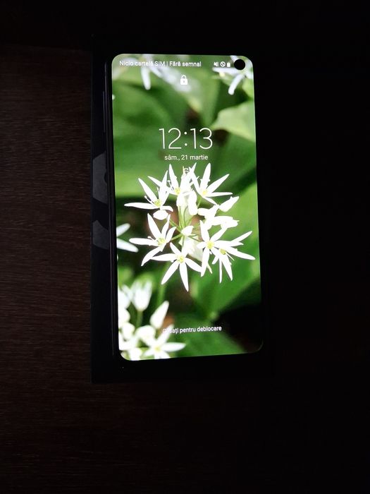 Vând Samsung Galaxy S10e