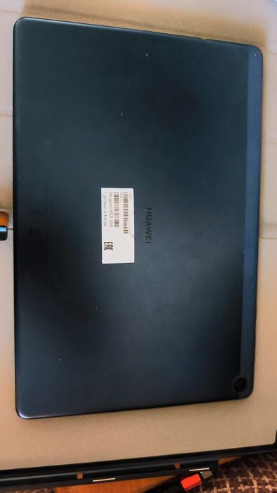 Продам планшет Huawei