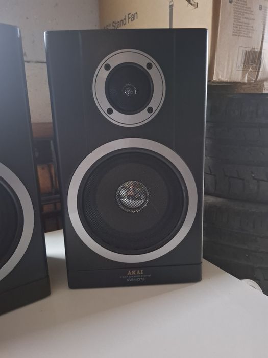 Boxe pasive Akay 4 buc și Sony 2 buc