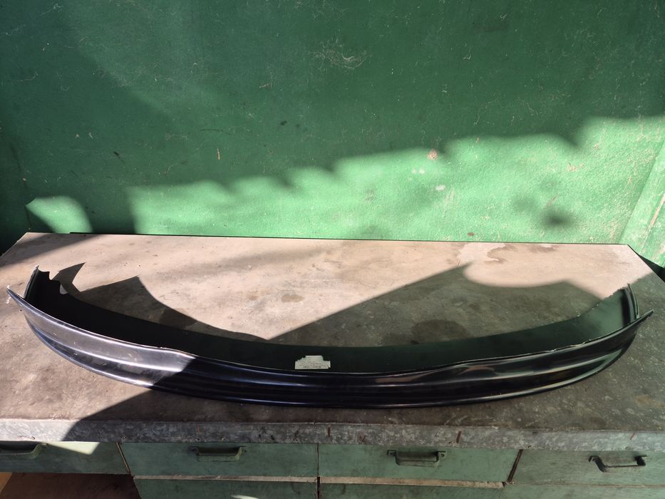 Нов лип спойлер,за предна фейс м броня бмв е90 е91