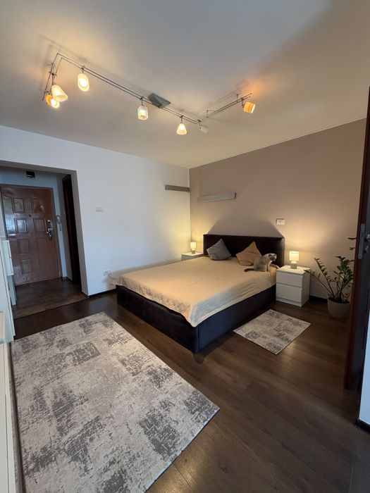 Proprietar vand garsoniera moderna  zona Dristor 2, metrou la iesirea din bloc . EXCLUS AGENTII