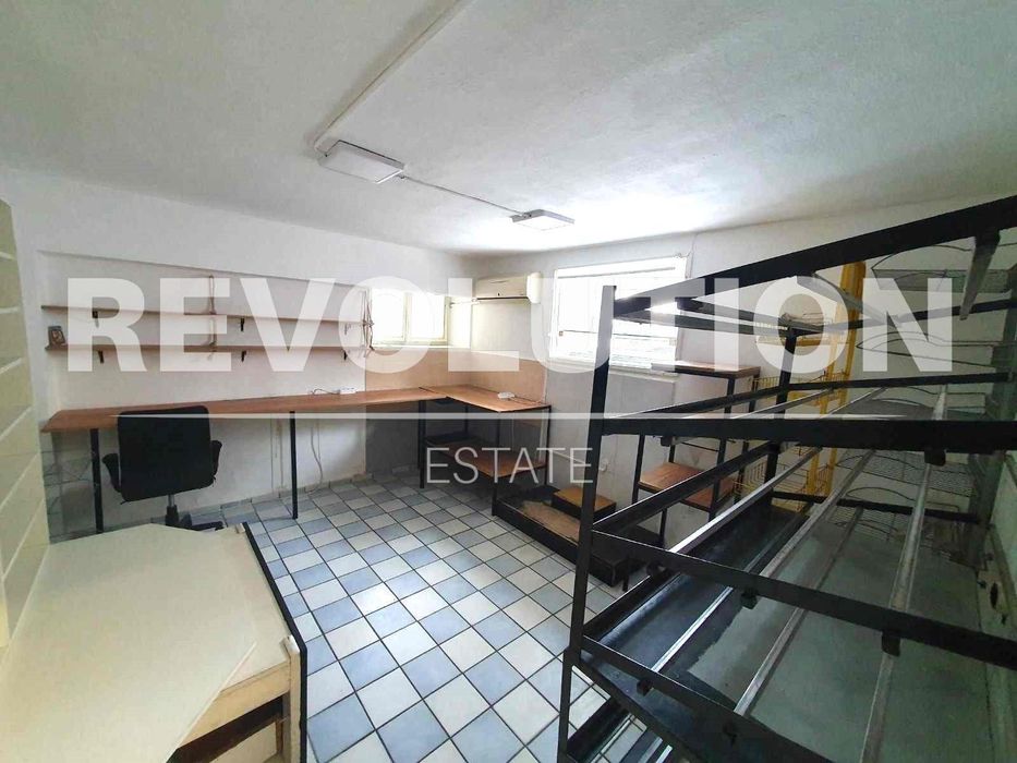 Дава се под наем Заведение в Варна, Център - 32 кв.м за 250 € - Снимка #1