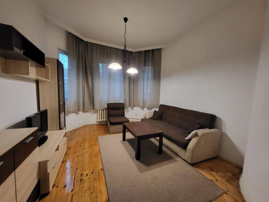 Дава се под наем Двустаен апартамент в София, Център - 50 кв.м за 620 € - Снимка #3