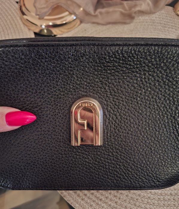 Оригинална чанта Furla