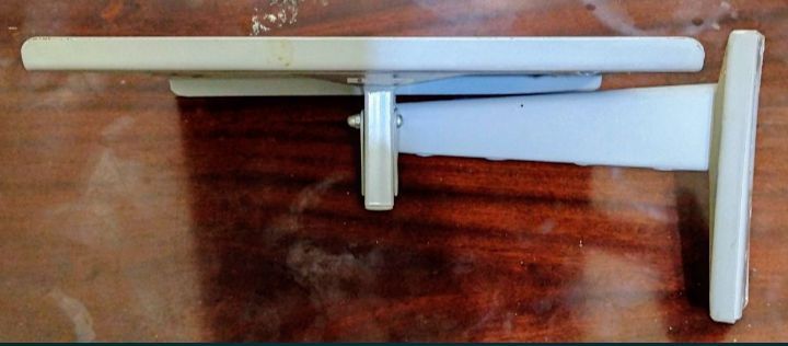 Кронштейн для телевизора фирмы IKEA