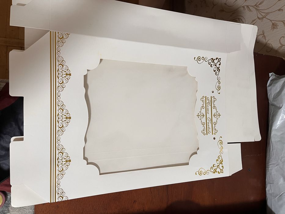 Срочно продам коробки