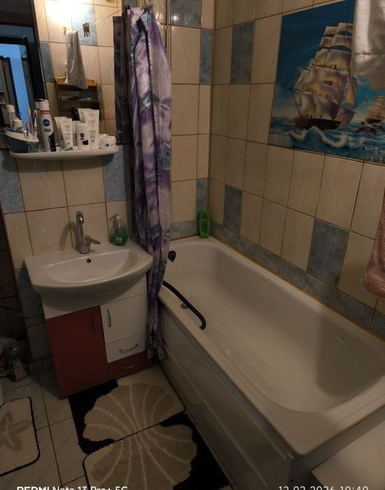 Apartament cu 3 camere