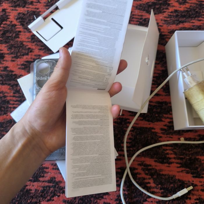 Xiaomi redmi note 13 pro plus 5G.