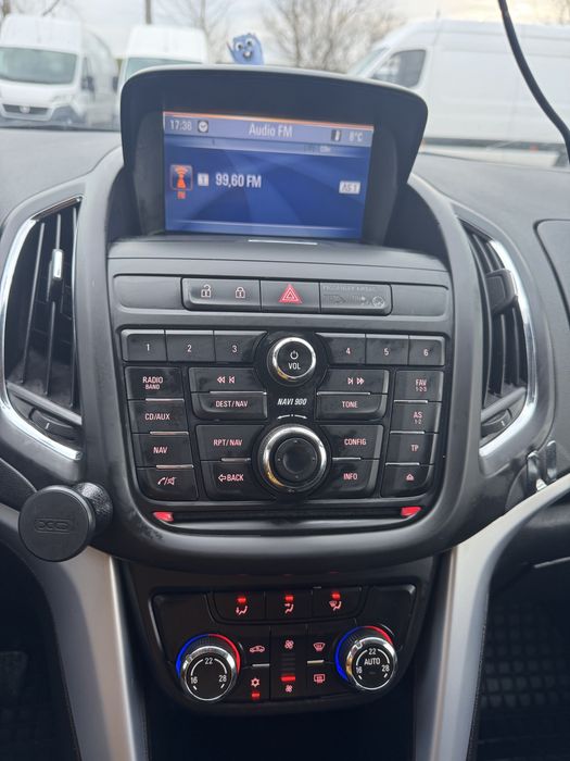 Opel Zafira C 2.0diesel 131cp 2012