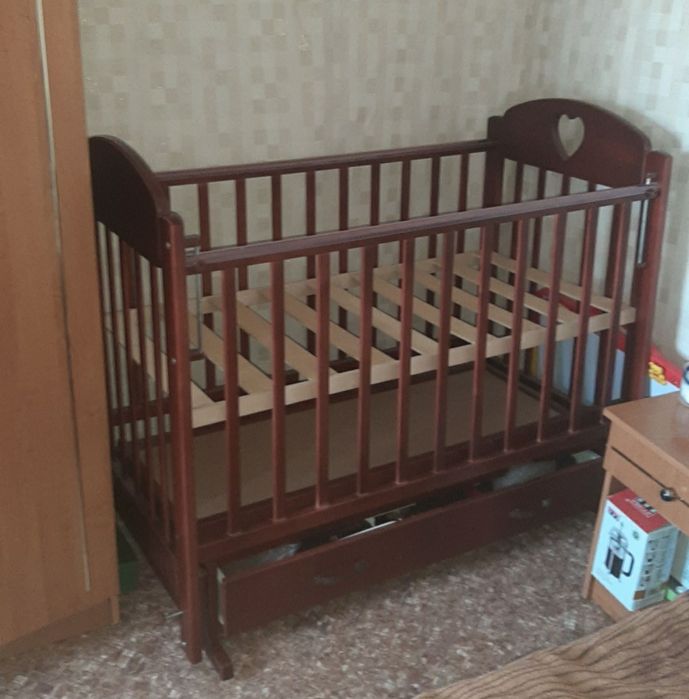 Кроватка детская
