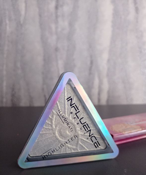 Косметика в отличном состоянии