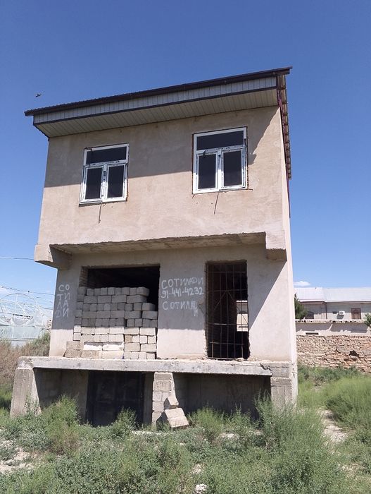 Продаётся недостроенный участок