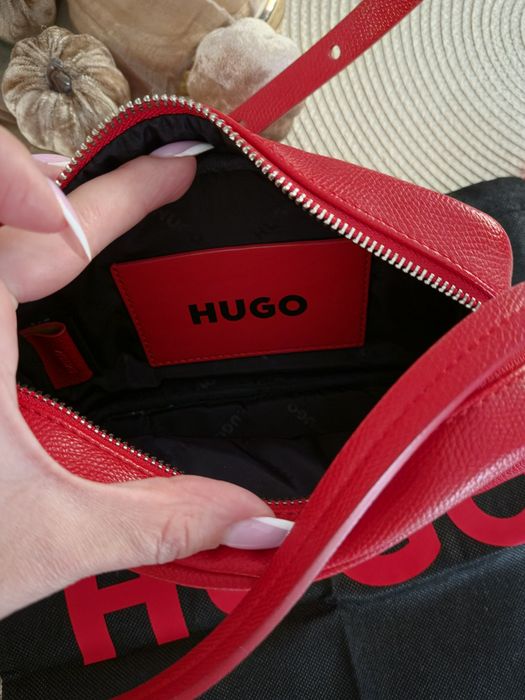 Оригинална чанта Hugo