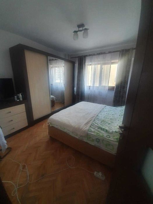 Închiriere apartament 2 camere - Piața Centrală (Calea București)