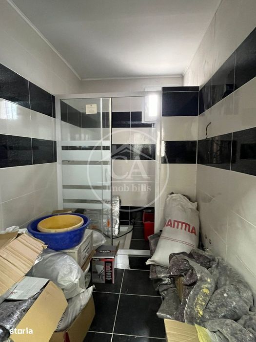 Casa de vanzare D+P+E+M cu 5 camere în Livada De Bihor
