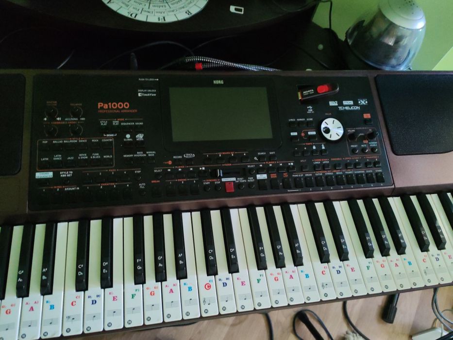 Korg pa 1000 în stare foarte bună! Preț fix!!!