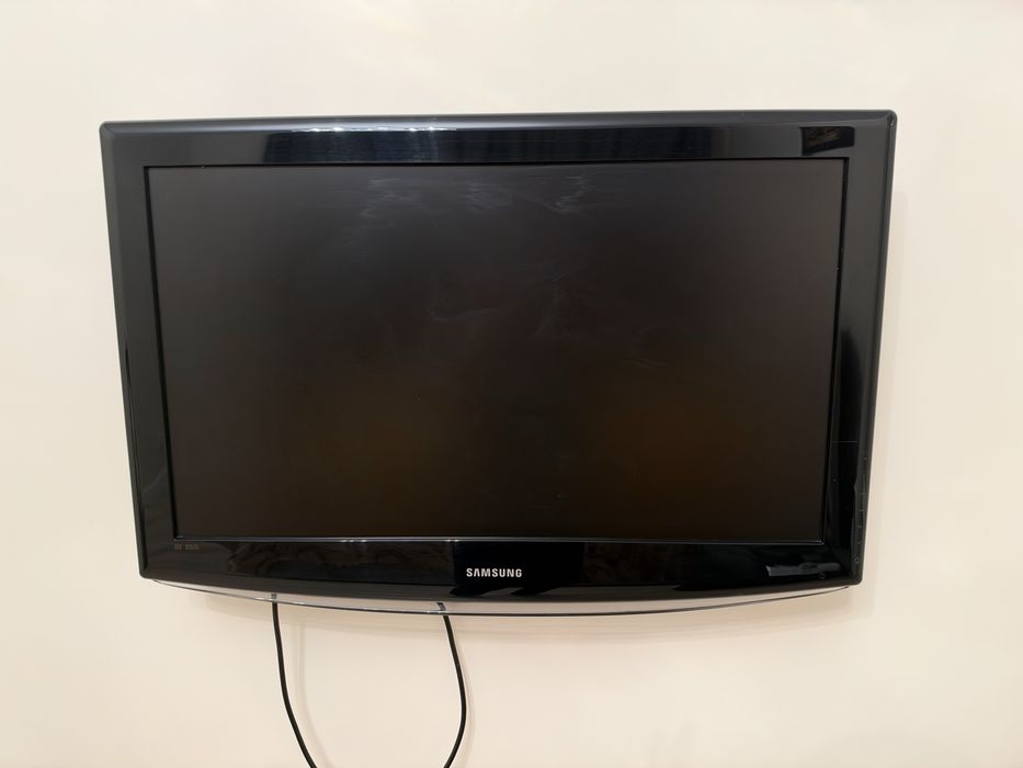 телевизор Samsung LE-32R81BX