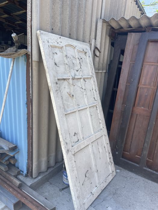 Продам двери двери