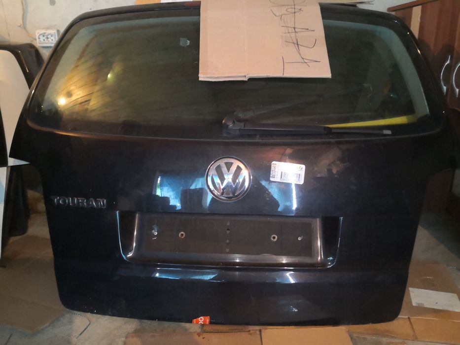 Haion Passat b6 și alte mașini