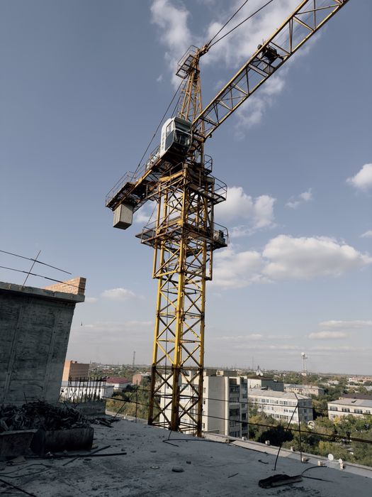 Башенный кран, в аренду 2 миллиона в месяц