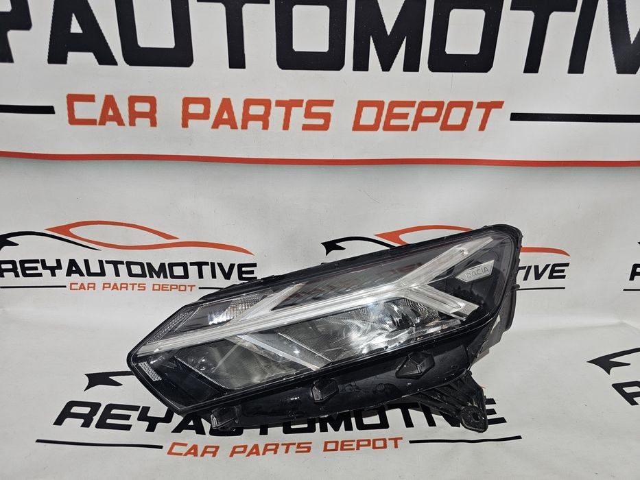 Far stanga led Dacia Logan 3 Sandero Jogger cod 260608545R