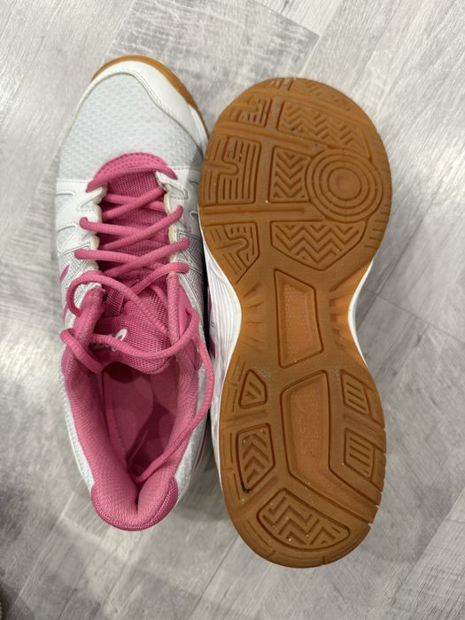 Спортни обувки Asics
