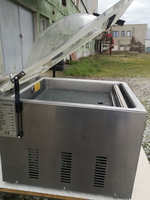 Вакуум машина перфектна уникална Lavezzini