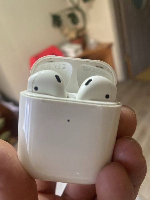Airpods оригинал