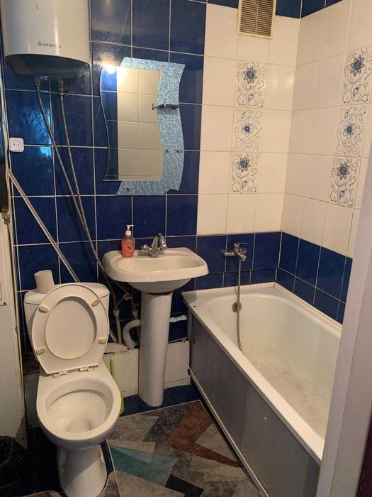 2 х комн. ДК Строитель. Водонагреватель.