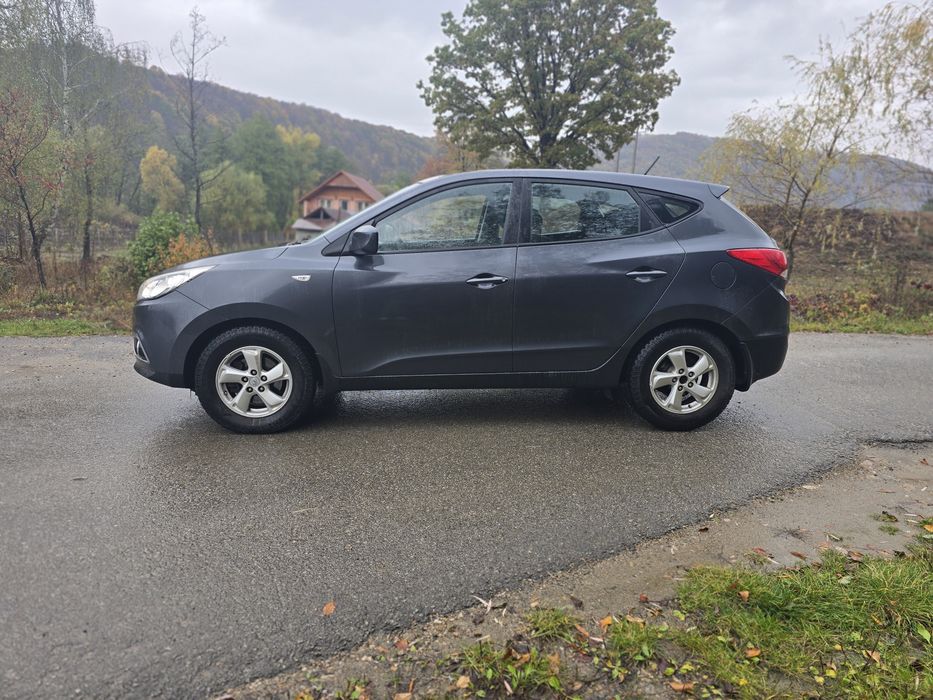 HYUNDAI ix35 2010 — imagine 5
