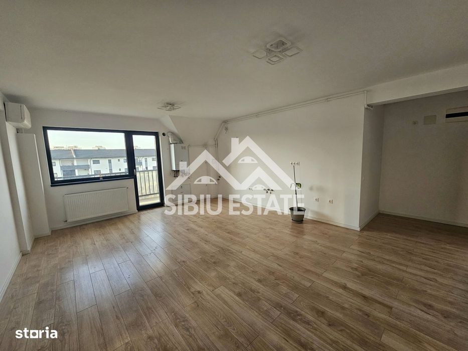 Apartament 3 camere, 2 bai LA CHEIE